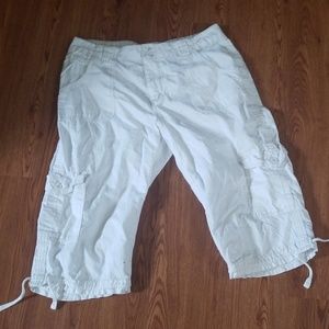 ♡White Cargo Shorts♡